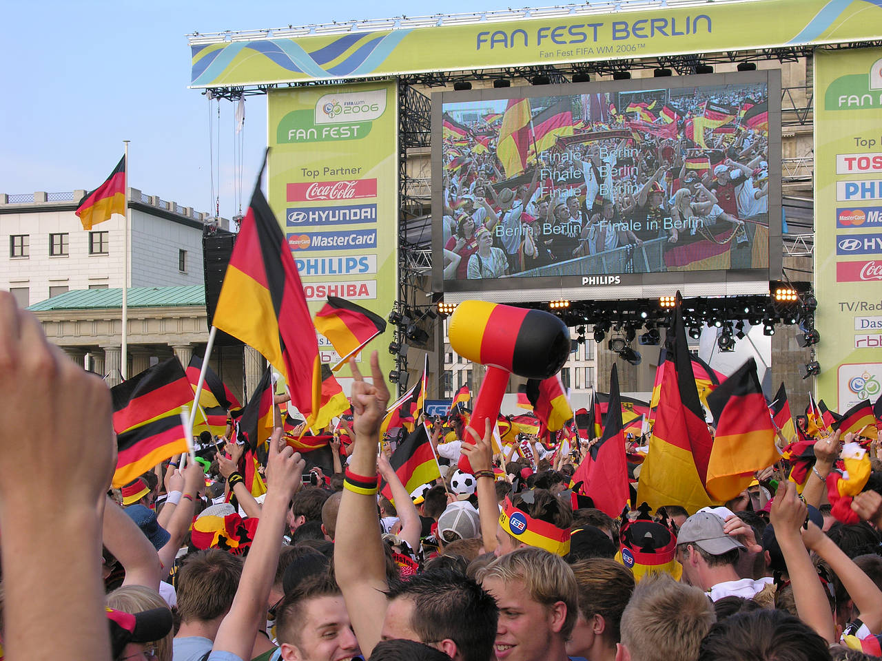 Leinwand und Fans Fotos