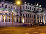  Bild von Citysam  Das Bertelsmann-Gebäude bei Nacht