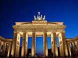 Brandenburger Tor Ansicht Sehenswürdigkeit  Wahrzeichen von Berlin: Das Brandenburger Tor