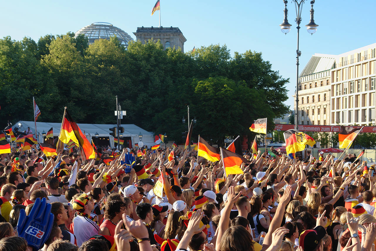 Foto Fanmeile am Reichstag - Berlin