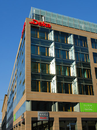 Audi und Deka - Berlin (Berlin)