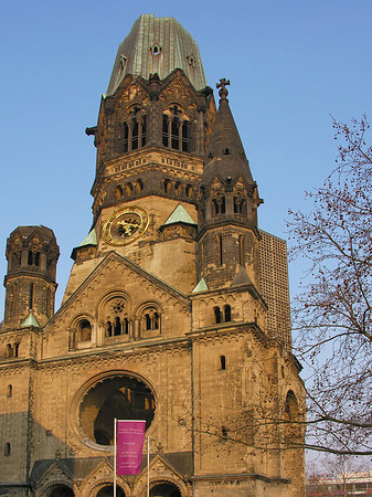 Foto Hauptturm der Gedächtniskirche - Berlin