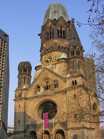 Foto Hauptturm der Gedächtniskirche - Berlin