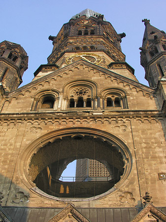 Turm aus der Vogelperspektive