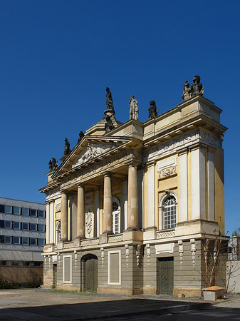 Tor
