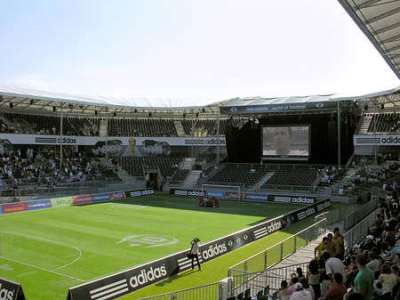 Adidas Arena