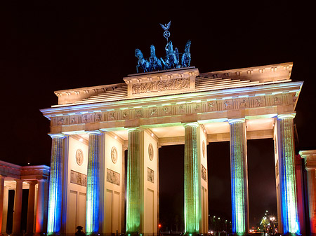 Brandenburger Tor bei Nacht Fotos
