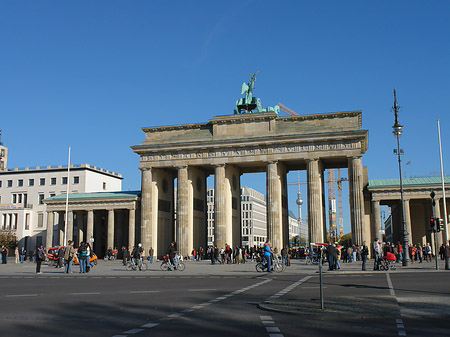 Fotos Platz des 18. März