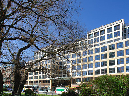 Blick auf die Charlottenstraße - Berlin (Berlin)