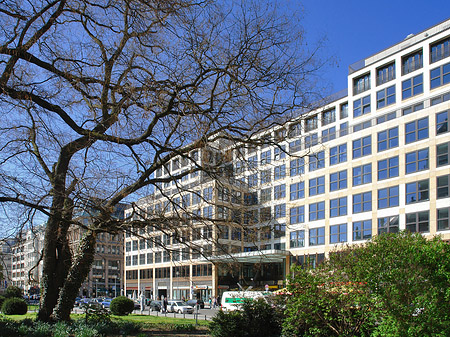Blick auf die Charlottenstraße - Berlin (Berlin)