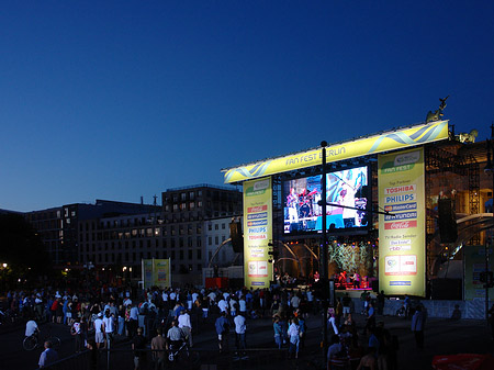 Foto Fanfest bei Nacht - Berlin