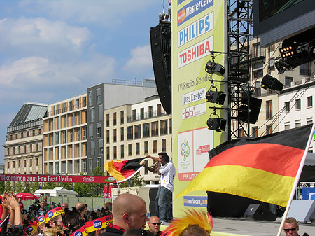 Foto Bühne auf dem Fanfest