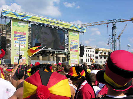 Foto Bühne auf dem Fanfest - Berlin