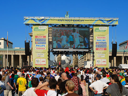 Showbühne am Brandenburger Tor Foto 