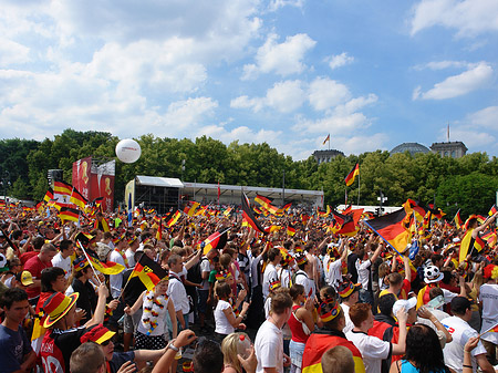 Showbühne am Brandenburger Tor Foto 