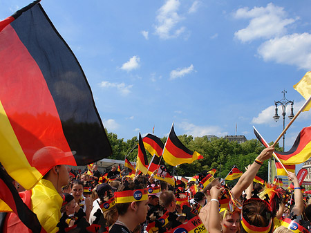 Foto Deutsche Fahnen