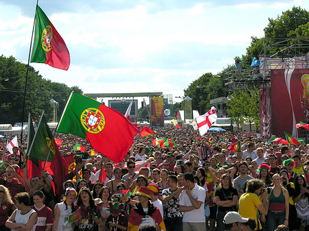 Foto Fanfest England - Portugal - Berlin