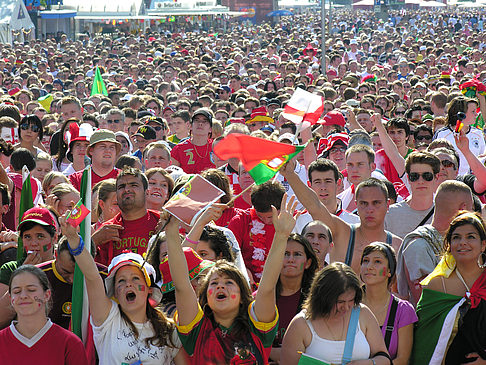 Fanfest England - Portugal Fotos