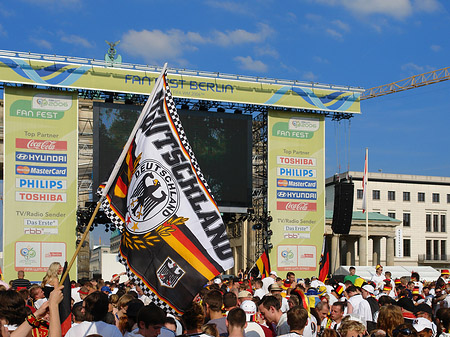 Foto Fahnenmeer - Berlin