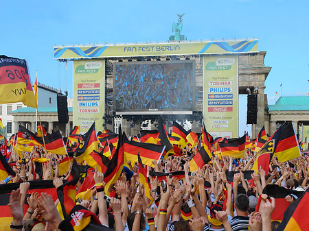 Fahnenmeer Fotos