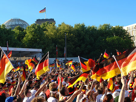 Fahnenmeer Foto 