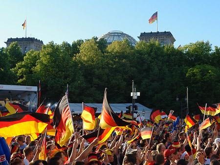 Foto Fahnenmeer - Berlin