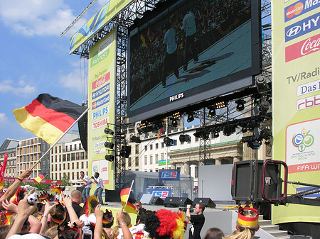 Leinwand und Fans Fotos