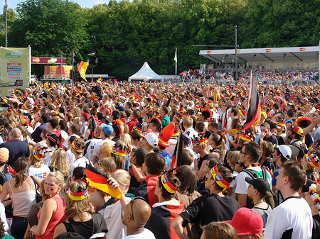 Fanfest - Menchenmasse