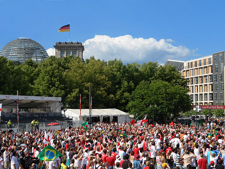 Foto Fanmeile am Reichstag