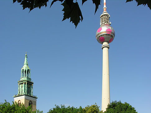 Foto Fernsehturm und Marienkirche