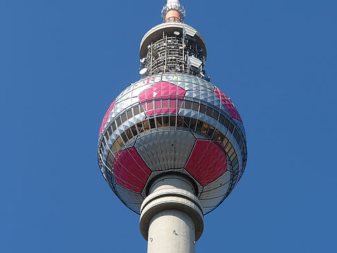 Foto Fernsehturm Nahaufnahme