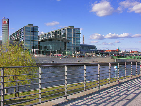 Blick auf den Hauptbahnhof Foto 