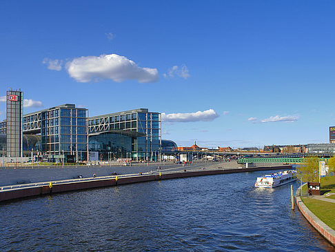 Foto Blick auf den Hauptbahnhof - Berlin