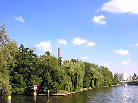 Foto Kraftwerk Charlottenburg-Schornstein - Berlin