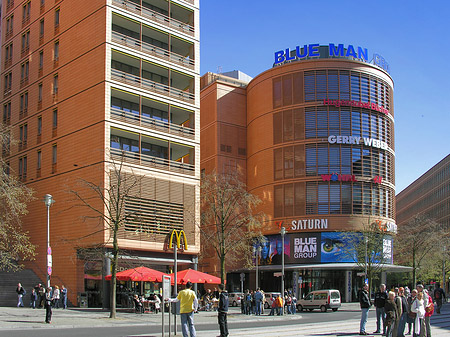Marlene-Dietrich-Platz Foto 