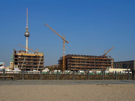 Palast der Republik und der Fernsehturm