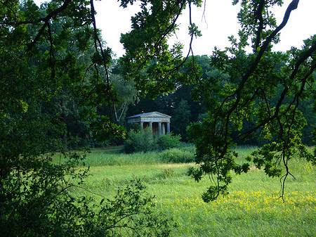 Portikus Luisentempel Foto 