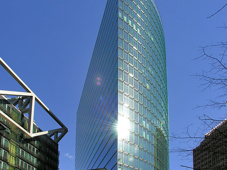 Foto Hochhaus der Deutschen Bahn - Berlin