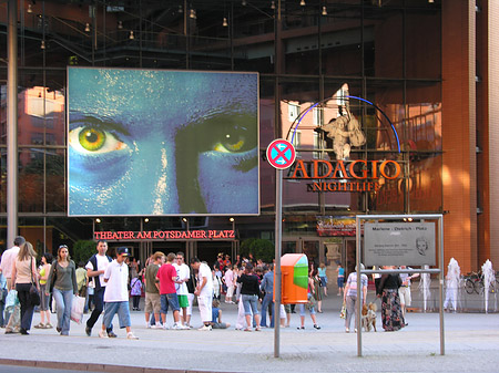Marlene-Dietrich-Platz - Berlin (Berlin)