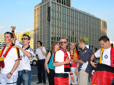 Fotos Straßenjubel