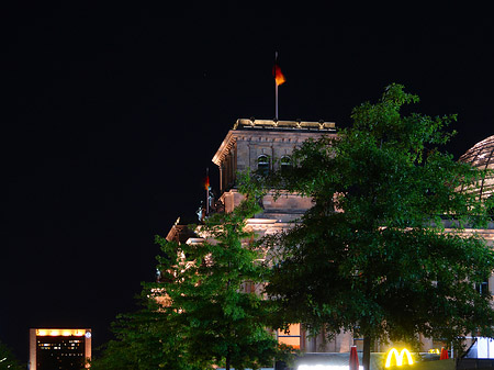 Fotos Reichstag bei Nacht