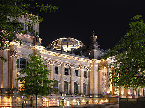 Foto Reichstag bei Nacht