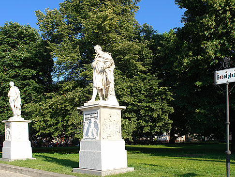 Bebelplatz und Park - Berlin (Berlin)