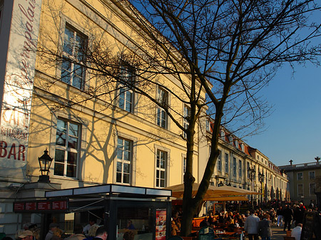 Opernpalais