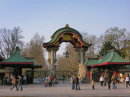 Eingang zum Zoo Fotos