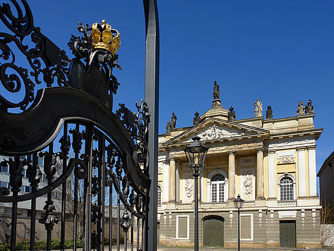 Fotos Tor vor der Garnisonkirche